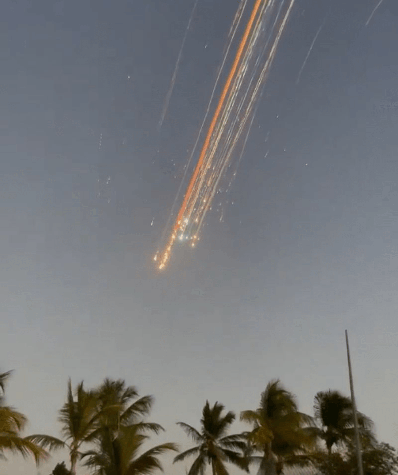 SpaceX starship test ends in mid-flight breakup, forcing flight diversions.